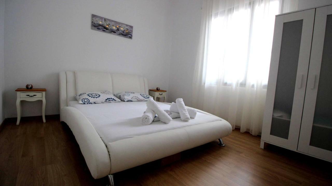 Perigiali Apartment Kavala Esterno foto